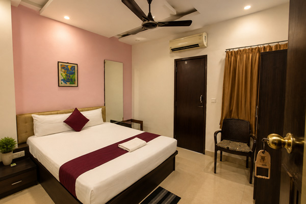 Best Hotel in Diamond Hourbar